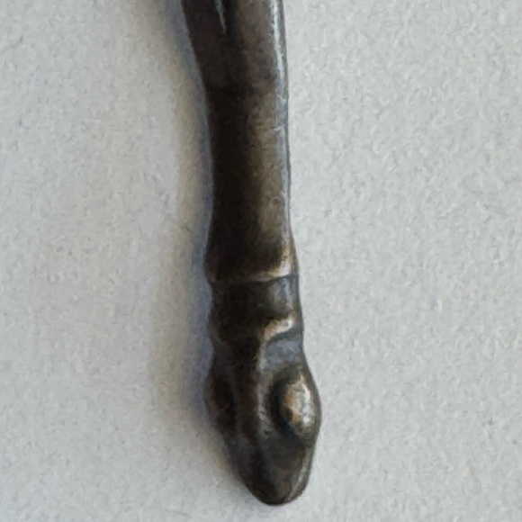 Kalevala Kori “Sisilisko” Bronze Patina (Lizard) Cross Shaped Pendant - Picture 5 of 9